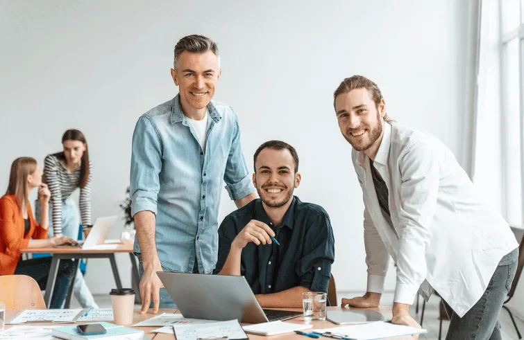 Creative E-commerce Website Design and Development - 28圈anweichen